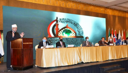 القاهرة: مؤتمر "الشؤون الإسلامية" يؤكد ضرورة تفكيك خطاب التطرف
